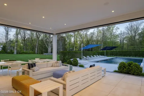 8 Fox Run Lane Greenwich CT 06831