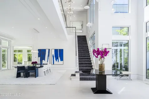 8 Fox Run Lane Greenwich CT 06831