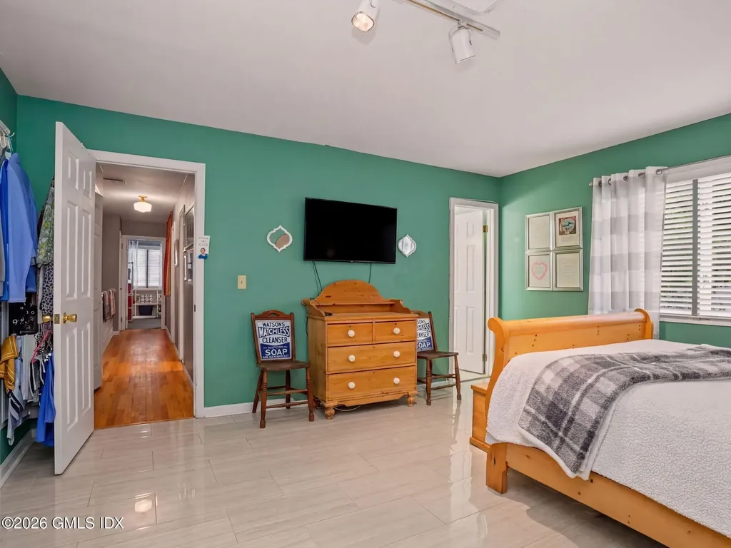 10 Idlewild Manor Greenwich CT 06830