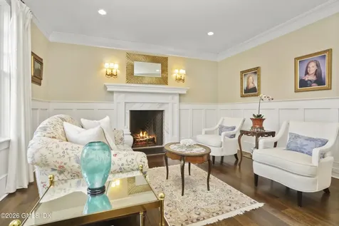 30 Bayside Terrace Riverside CT 06878