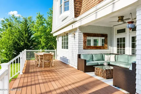 30 Bayside Terrace Riverside CT 06878