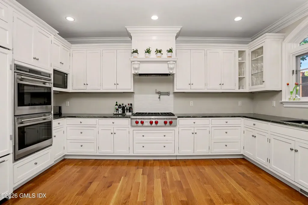 71 Orchard Place Greenwich CT 06830
