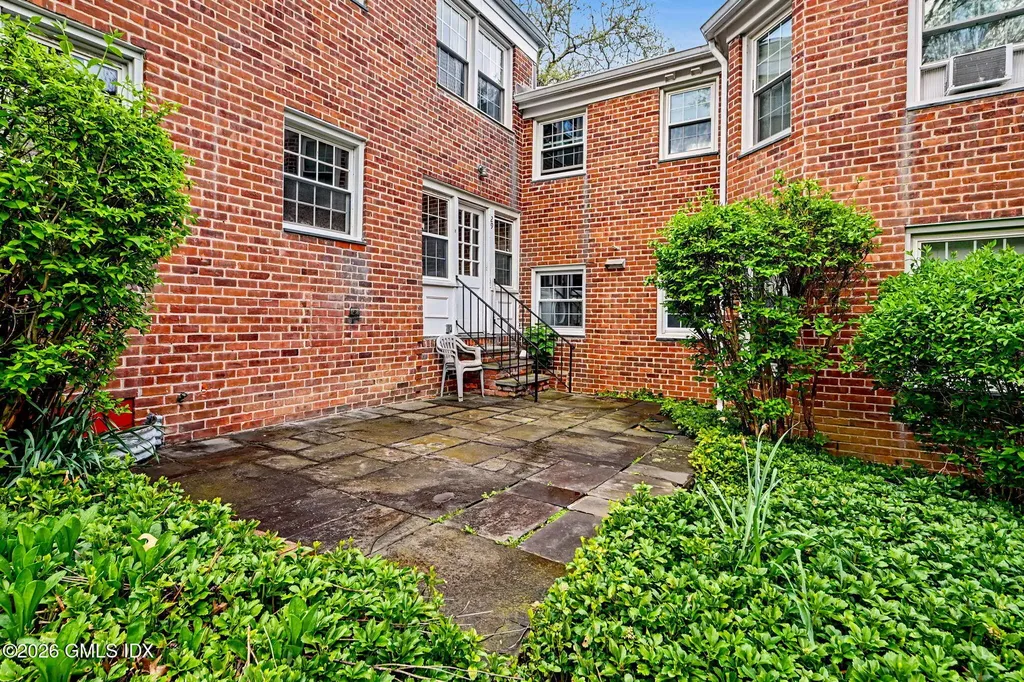 29 Putnam Park Greenwich CT 06830