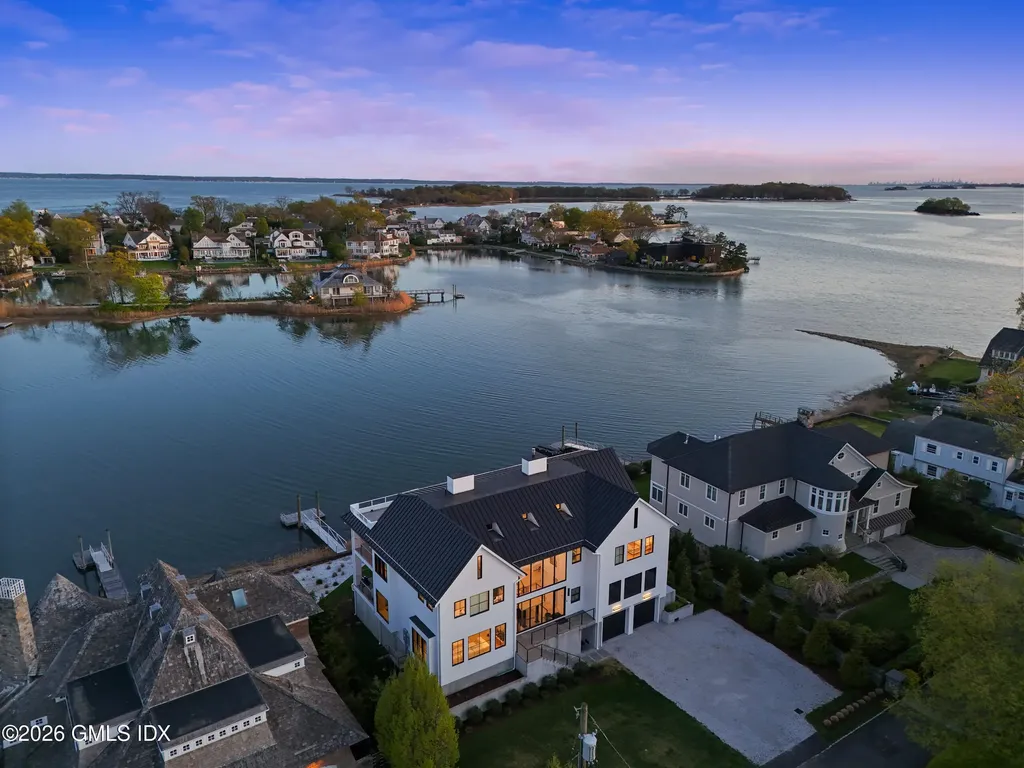 4 Little Cove Lane Old Greenwich CT 06870