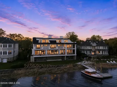 4 Little Cove Lane Old Greenwich CT 06870