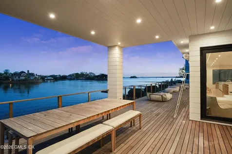 4 Little Cove Lane Old Greenwich CT 06870
