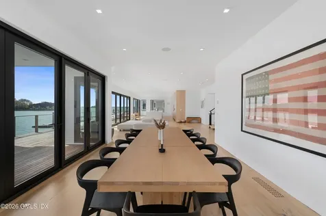 4 Little Cove Lane Old Greenwich CT 06870