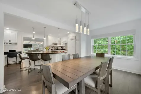 68 Hillcrest Park Road Old Greenwich CT 06870