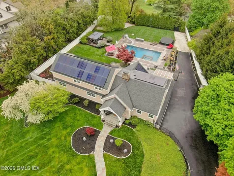 68 Hillcrest Park Road Old Greenwich CT 06870