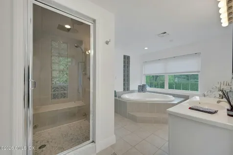 68 Hillcrest Park Road Old Greenwich CT 06870
