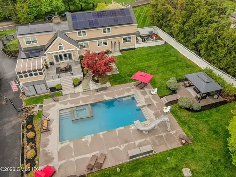 68 Hillcrest Park Road Old Greenwich CT 06870