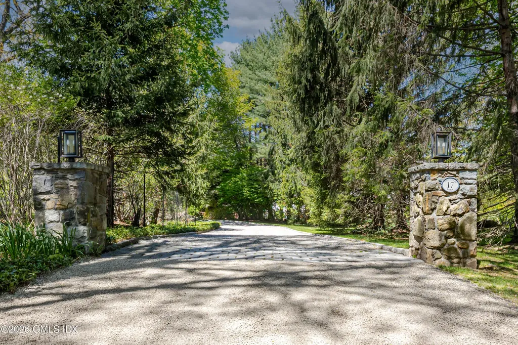 17 Brookside Park Greenwich CT 06831