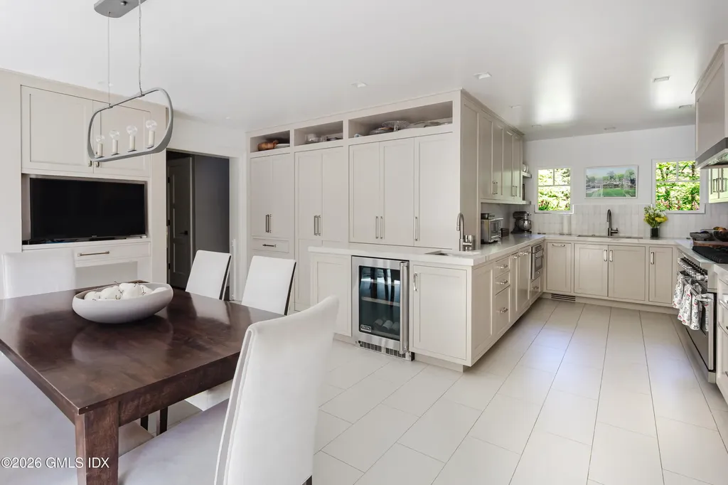 17 Brookside Park Greenwich CT 06831
