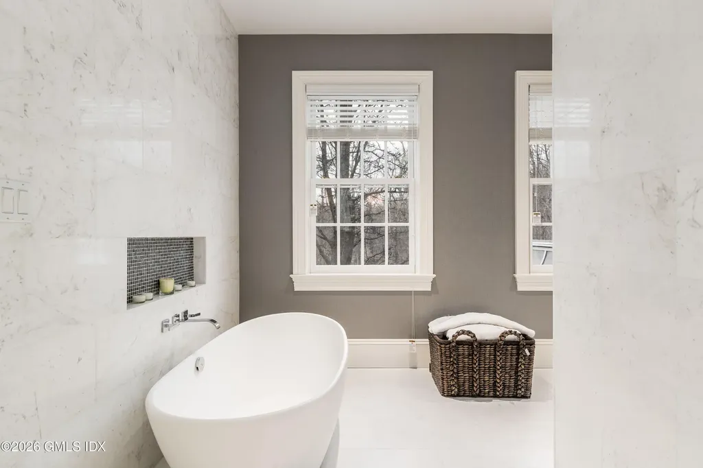 23 Wyckham Hill Lane Greenwich CT 06831