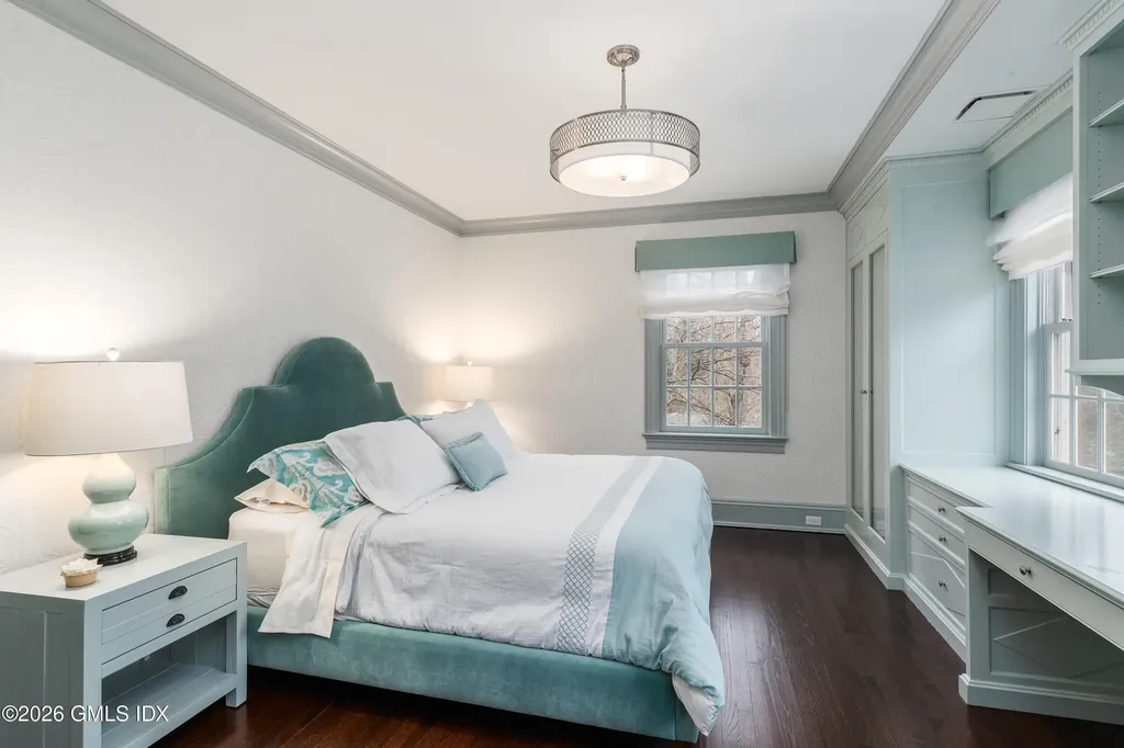 23 Wyckham Hill Lane Greenwich CT 06831