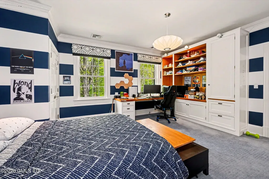 23 Wyckham Hill Lane Greenwich CT 06831