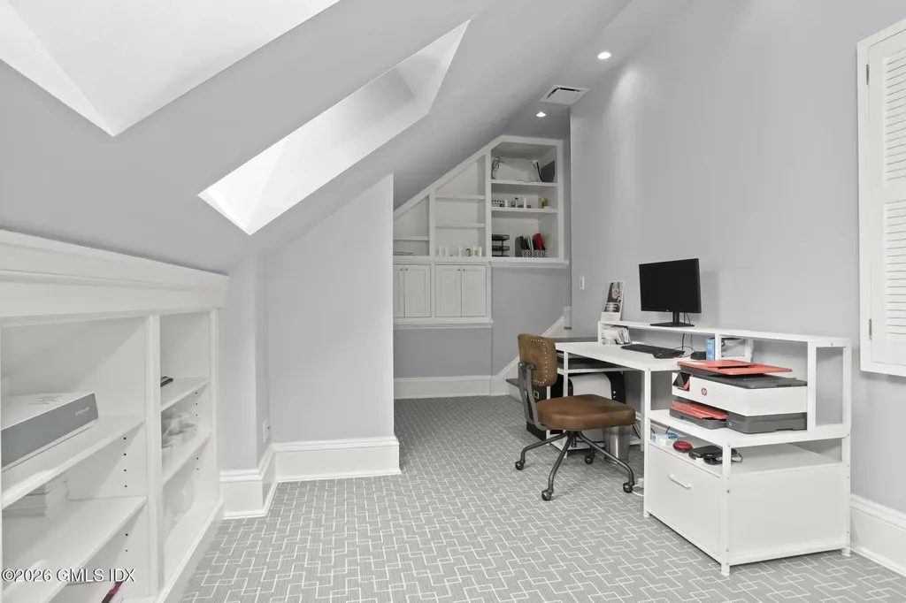 23 Wyckham Hill Lane Greenwich CT 06831