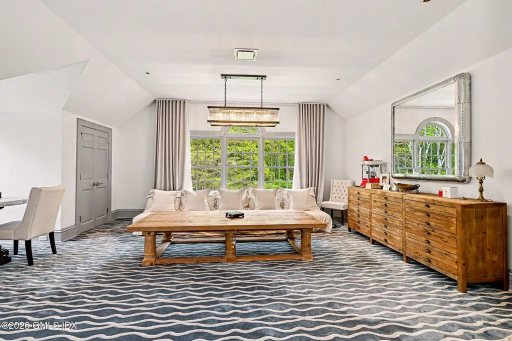 23 Wyckham Hill Lane Greenwich CT 06831