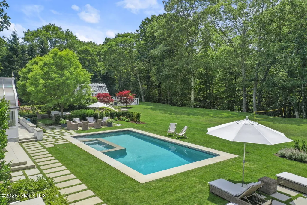 23 Wyckham Hill Lane Greenwich CT 06831