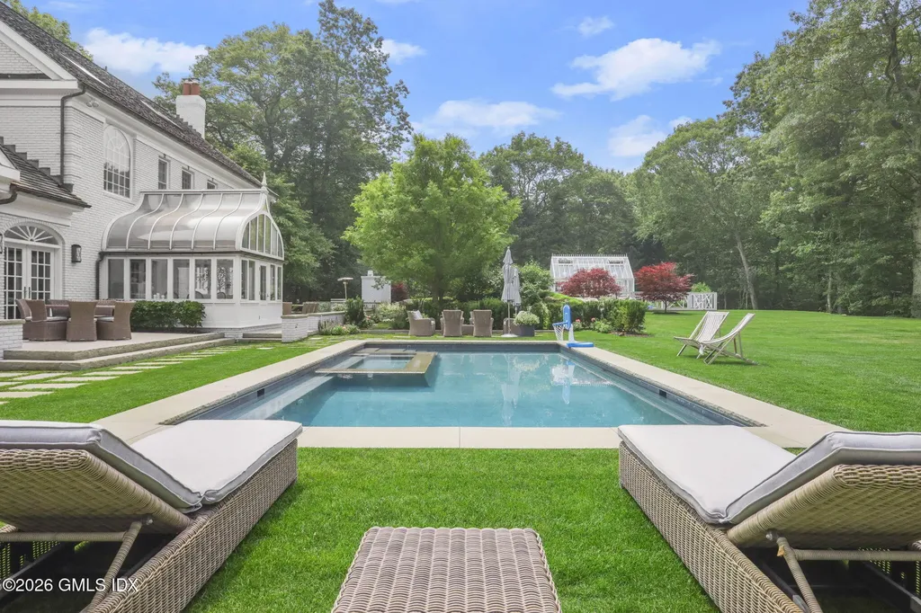 23 Wyckham Hill Lane Greenwich CT 06831