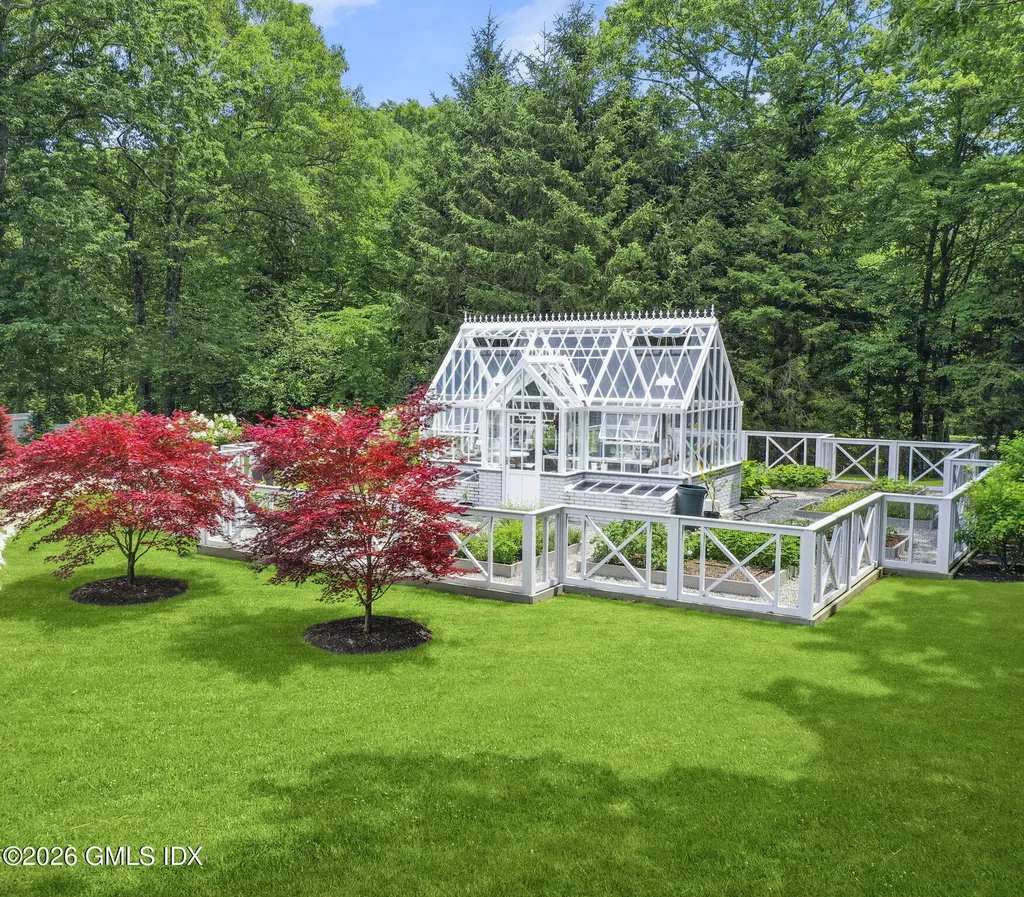 23 Wyckham Hill Lane Greenwich CT 06831
