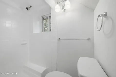 24 Hollow Wood Lane Greenwich CT 06831