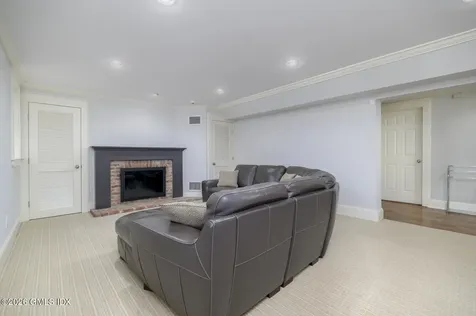 47 Indian Harbor Drive Greenwich CT 06830