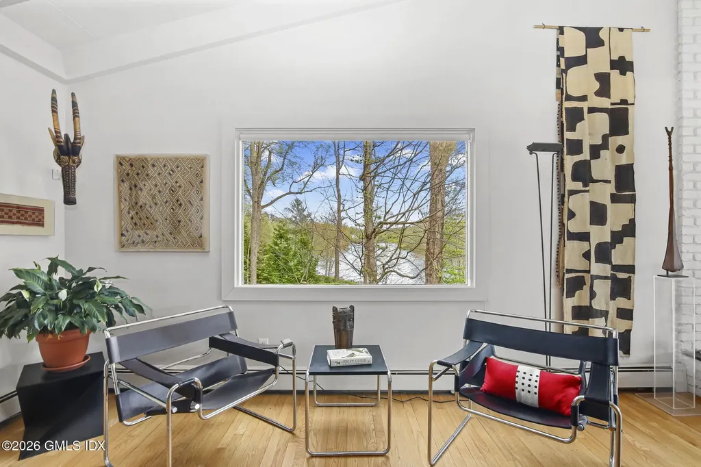 185 Valley Road Cos Cob CT 06807