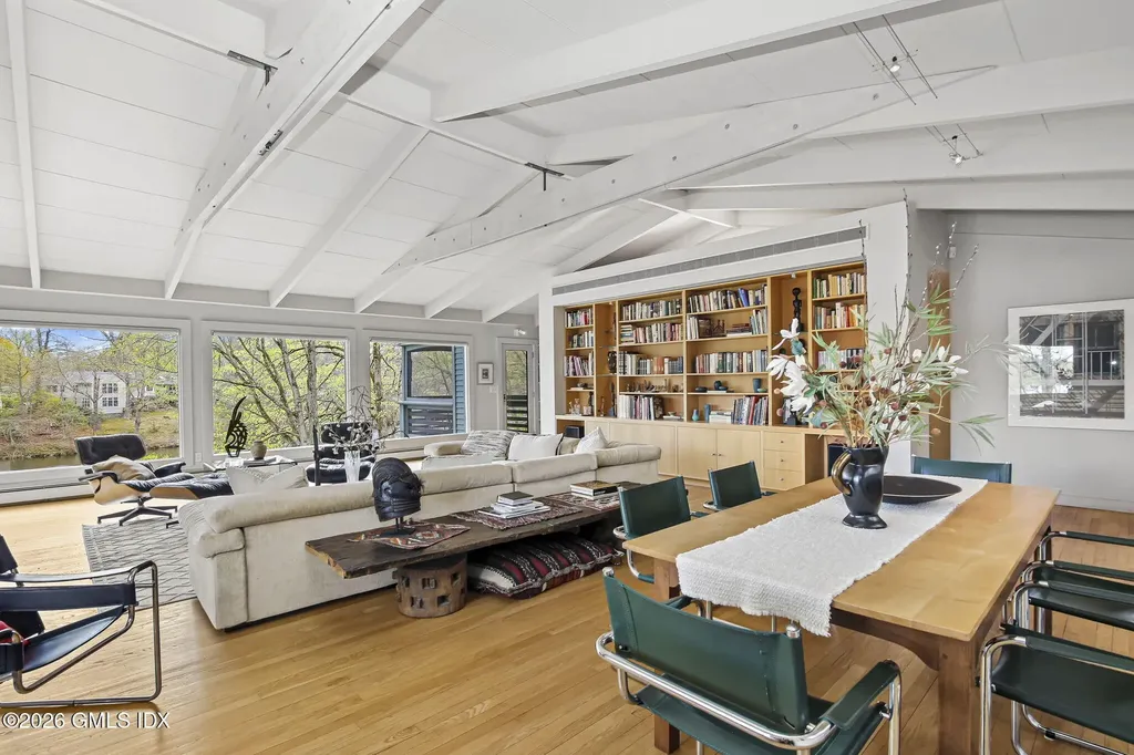 185 Valley Road Cos Cob CT 06807