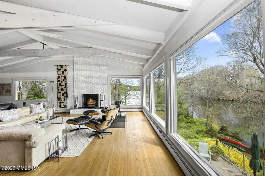 185 Valley Road Cos Cob CT 06807