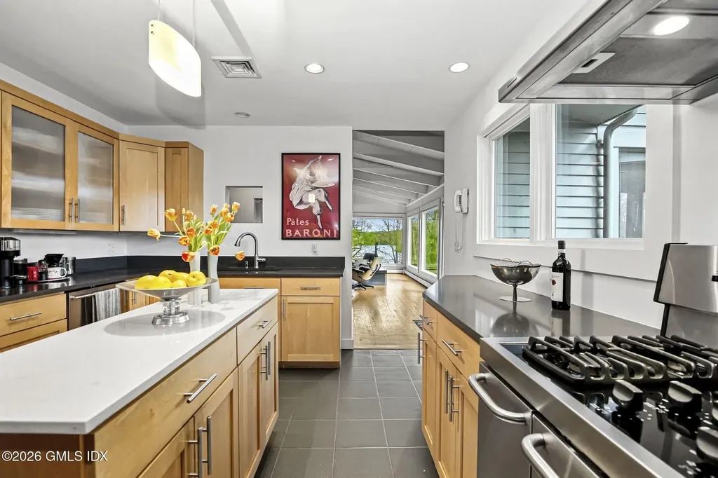 185 Valley Road Cos Cob CT 06807