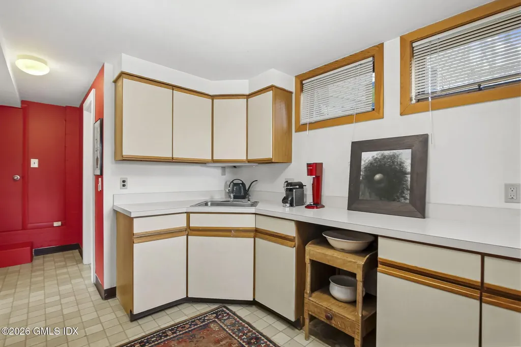 185 Valley Road Cos Cob CT 06807