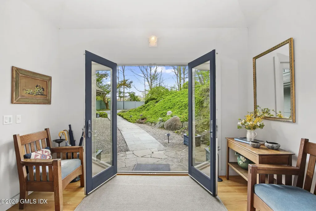 185 Valley Road Cos Cob CT 06807