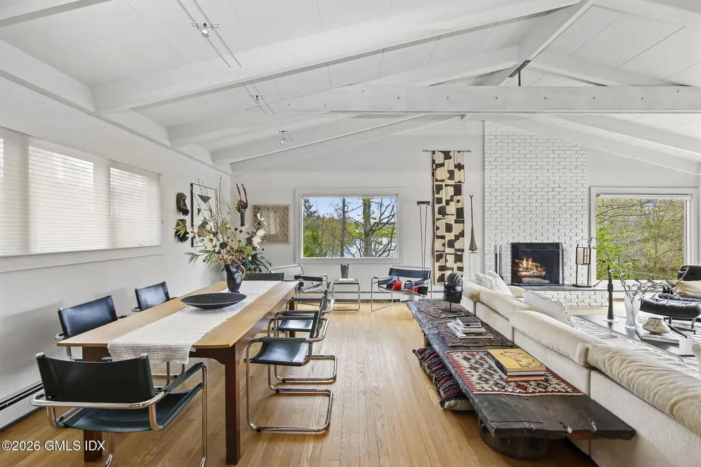 185 Valley Road Cos Cob CT 06807
