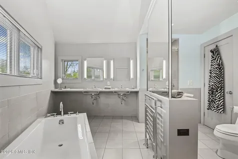 185 Valley Road Cos Cob CT 06807