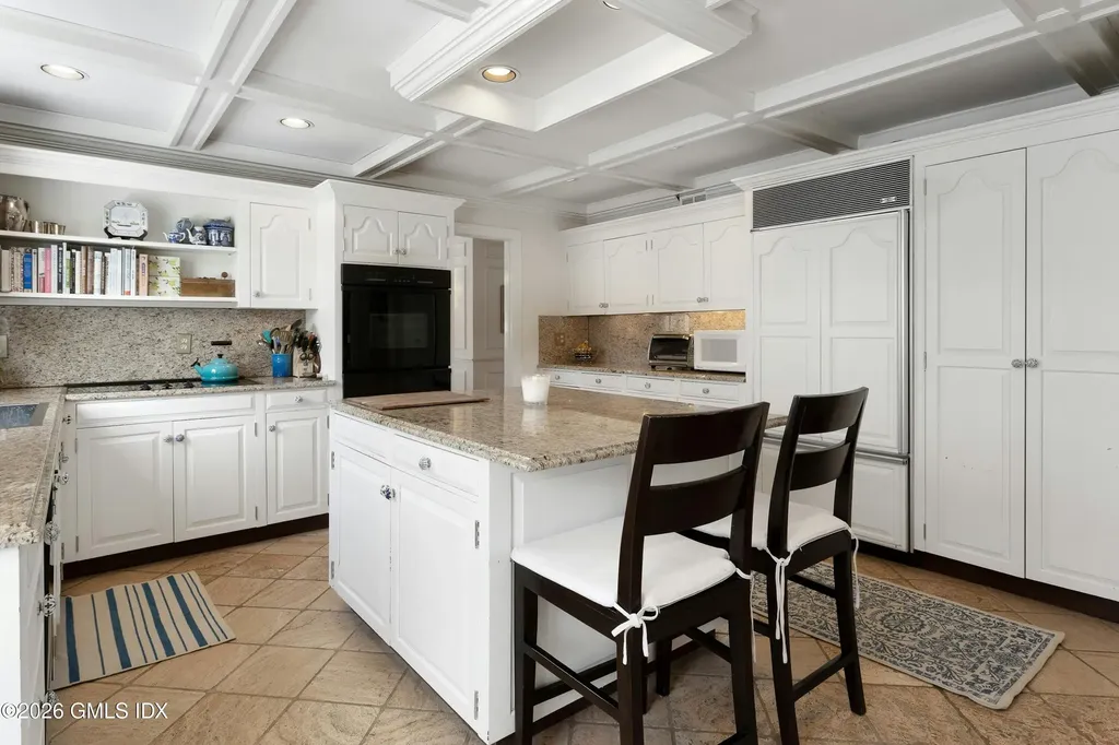 29 Old Stone Bridge Road Cos Cob CT 06807