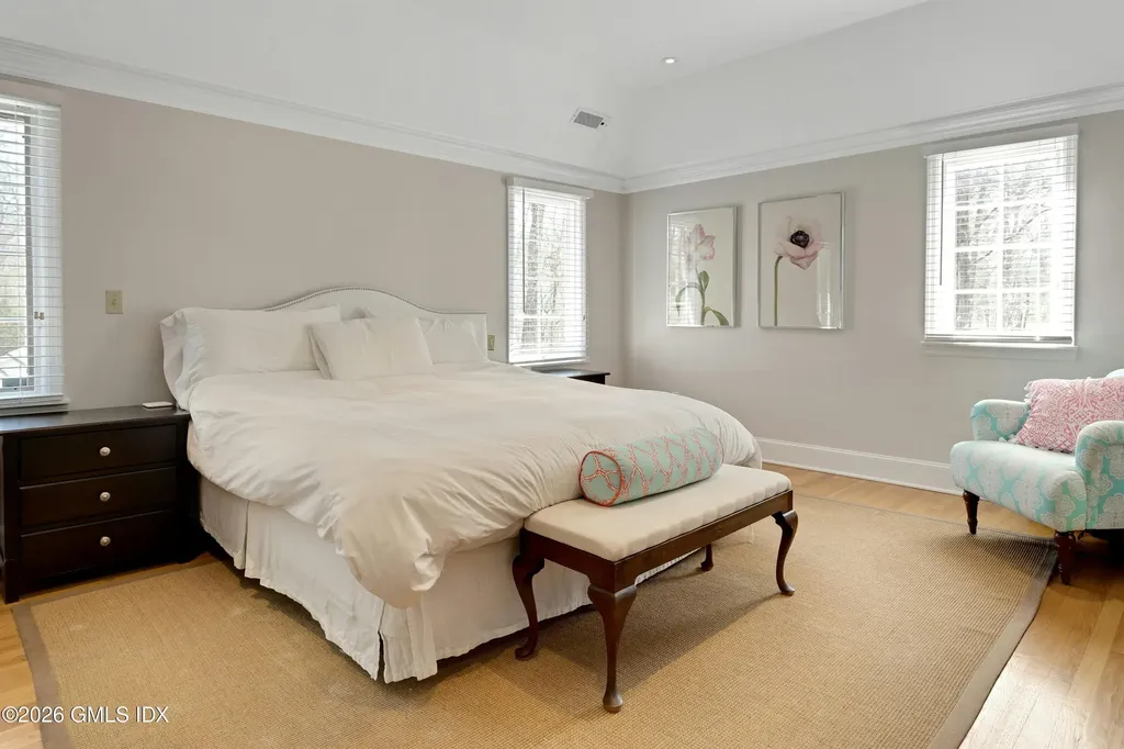 29 Old Stone Bridge Road Cos Cob CT 06807