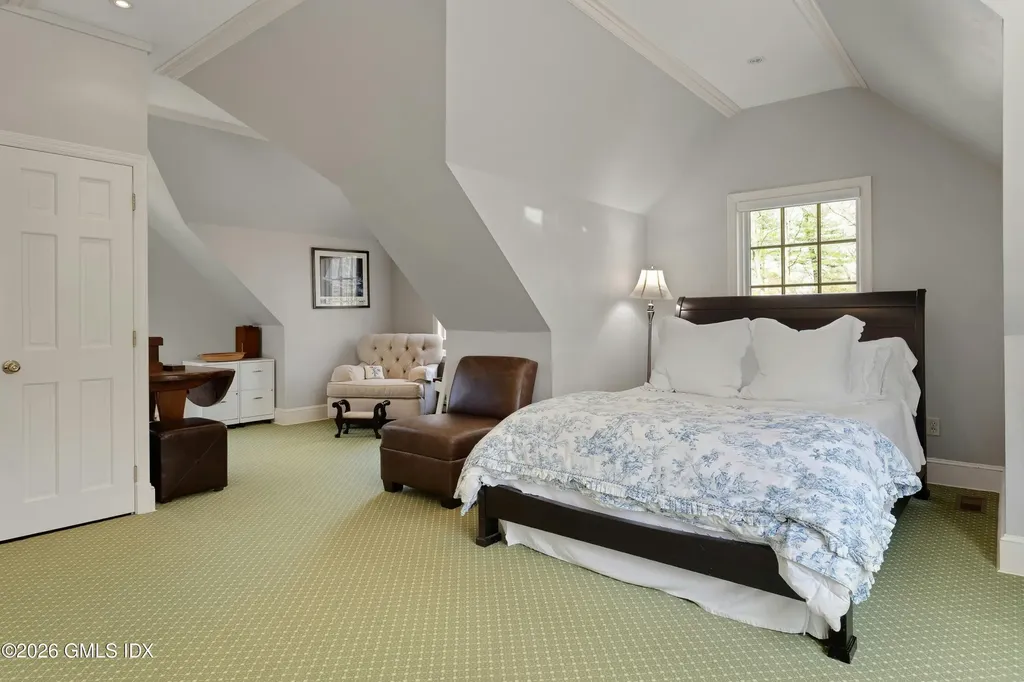 29 Old Stone Bridge Road Cos Cob CT 06807