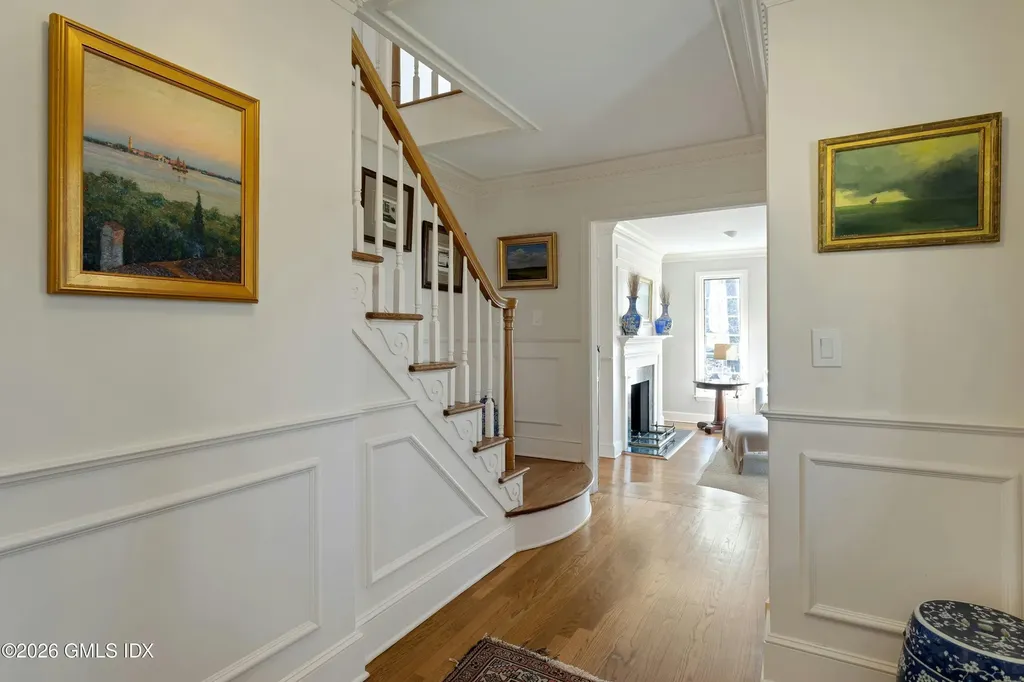 29 Old Stone Bridge Road Cos Cob CT 06807