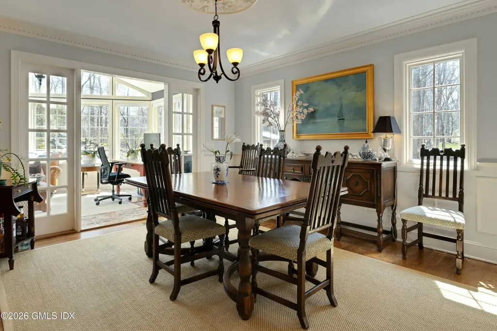 29 Old Stone Bridge Road Cos Cob CT 06807