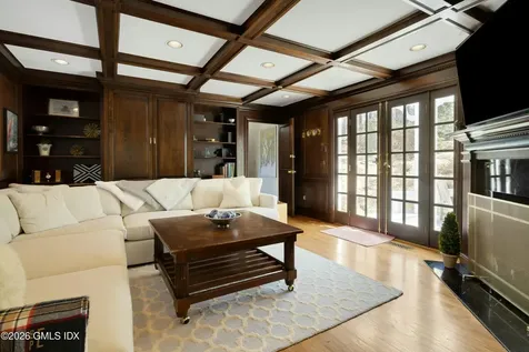 29 Old Stone Bridge Road Cos Cob CT 06807