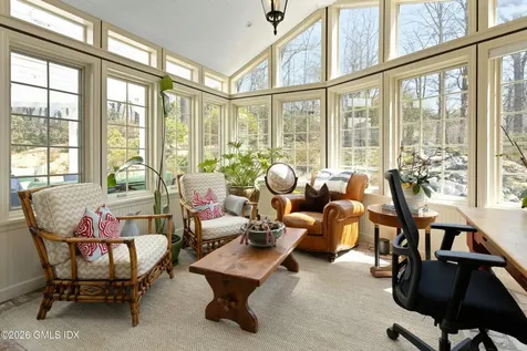 29 Old Stone Bridge Road Cos Cob CT 06807