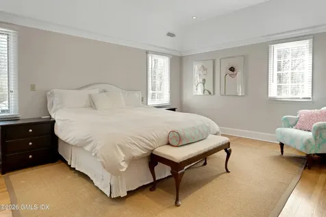 29 Old Stone Bridge Road Cos Cob CT 06807