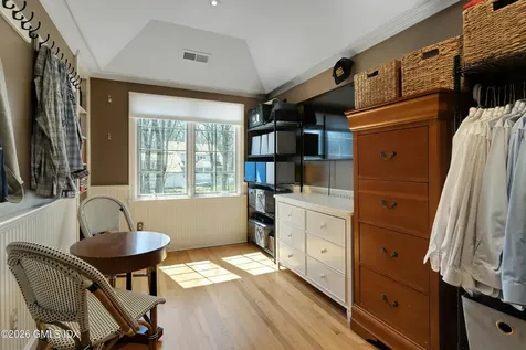 29 Old Stone Bridge Road Cos Cob CT 06807