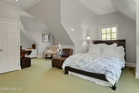 29 Old Stone Bridge Road Cos Cob CT 06807
