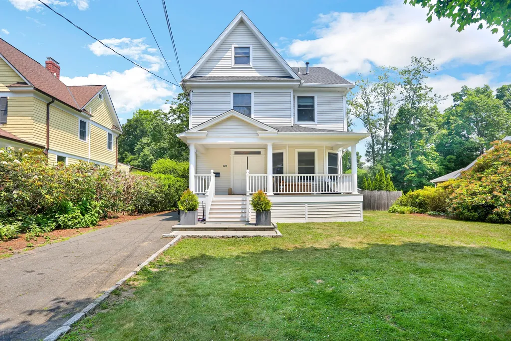 32 Highview Avenue Old Greenwich CT 06870