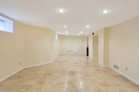 32 Highview Avenue Old Greenwich CT 06870