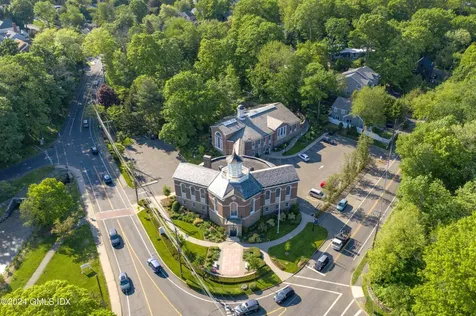 32 Highview Avenue Old Greenwich CT 06870