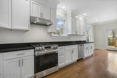 32 Highview Avenue Old Greenwich CT 06870