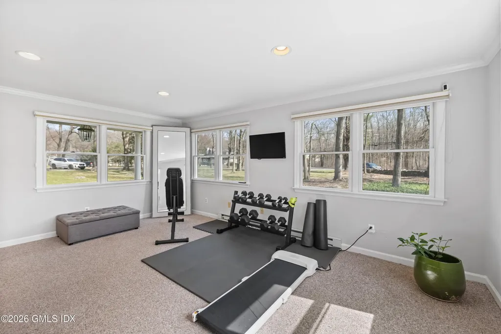 6 Gaxton Road Stamford CT 06905